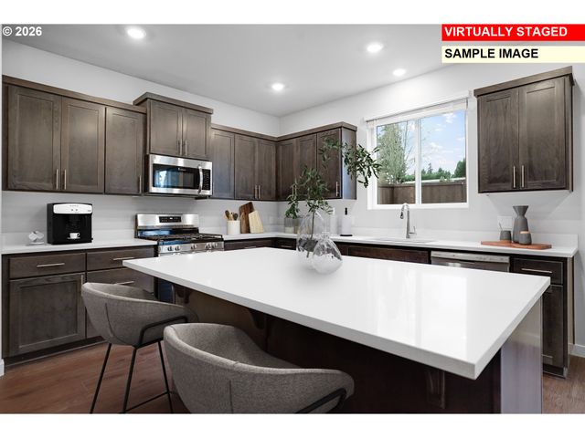 33374 Sw Rokin Way, Scappoose, OR 97056