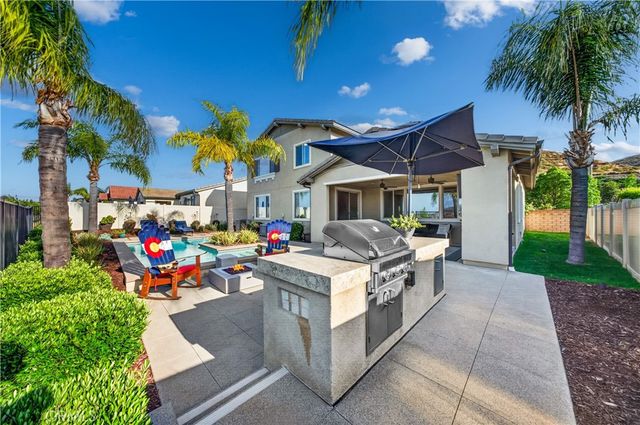 24356 Ponderosa Lane, Menifee, CA 92584