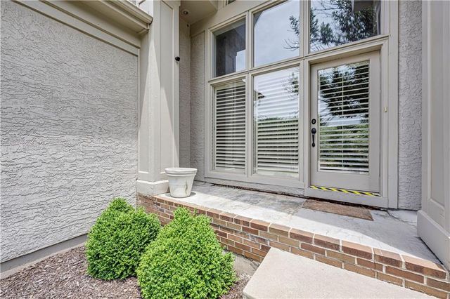 4344 W 132nd Terrace, Leawood, KS 66209