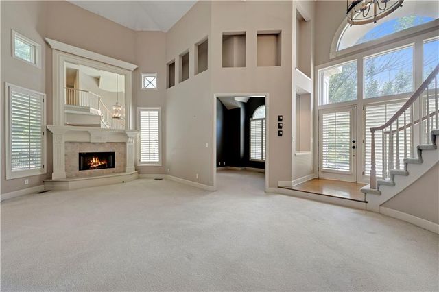 4344 W 132nd Terrace, Leawood, KS 66209