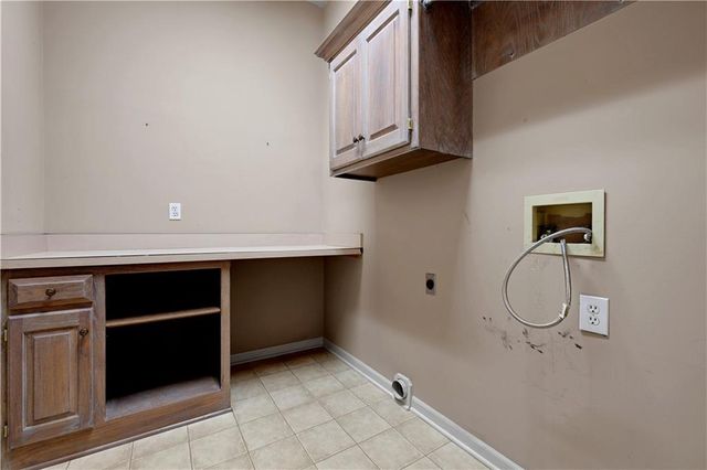 4344 W 132nd Terrace, Leawood, KS 66209