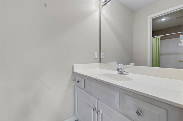 4344 W 132nd Terrace, Leawood, KS 66209