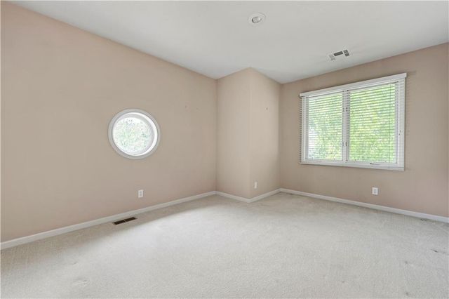 4344 W 132nd Terrace, Leawood, KS 66209