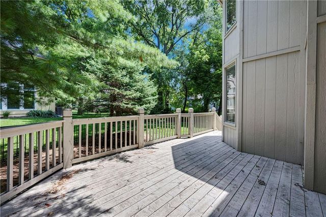 4344 W 132nd Terrace, Leawood, KS 66209