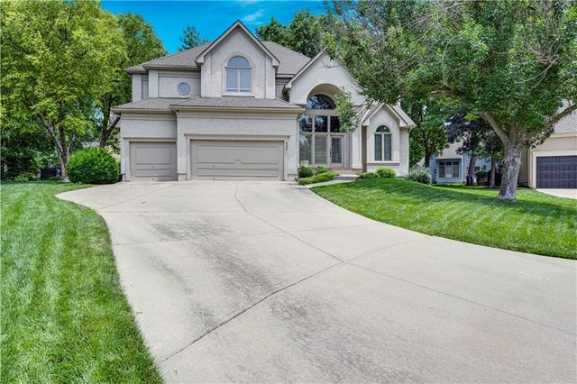 4344 W 132nd Terrace, Leawood, KS 66209