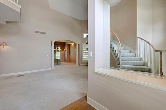 4344 W 132nd Terrace, Leawood, KS 66209