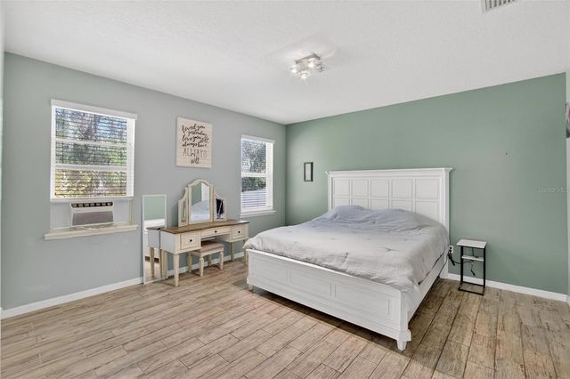 2819 HOLLY BLUFF COURT, Plant City, FL 33566