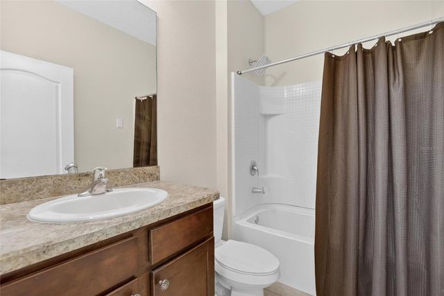 2819 HOLLY BLUFF COURT, Plant City, FL 33566