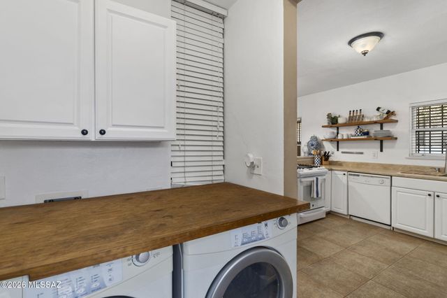 1718 E Grant Road, Tucson, AZ 85719