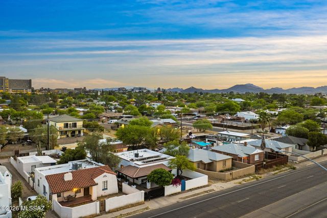 1718 E Grant Road, Tucson, AZ 85719