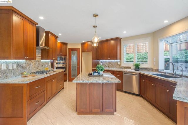 2521 Caddie Ln, Brentwood, CA 94513