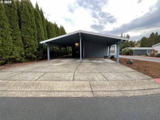 8300 Ne QUATAMA St 210, Hillsboro, OR 97006