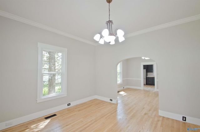 909 9th Street Se, Decatur, AL 35601