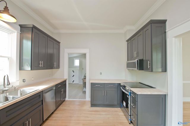 909 9th Street Se, Decatur, AL 35601