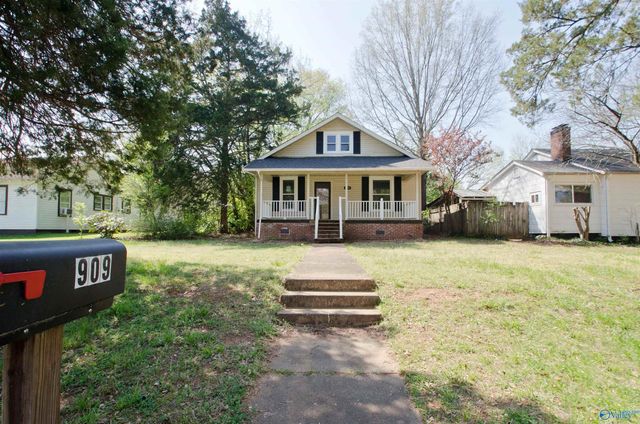 909 9th Street Se, Decatur, AL 35601