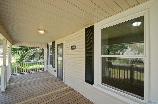 909 9th Street Se, Decatur, AL 35601