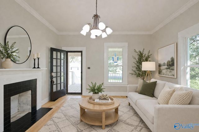 909 9th Street Se, Decatur, AL 35601