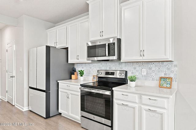 1437 TAN TARA Trail, Jacksonville, FL 32221