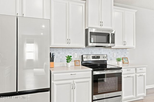 1437 TAN TARA Trail, Jacksonville, FL 32221