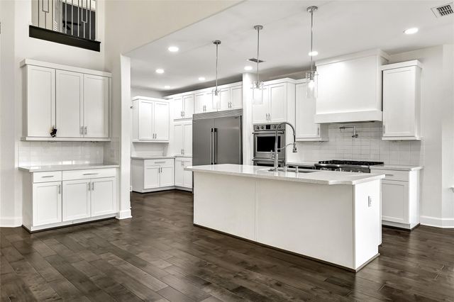 10707 High Red Mesa, Missouri City, TX 77459