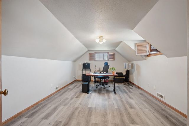 824 Tanglewood Dr., Manchester, IA 52057