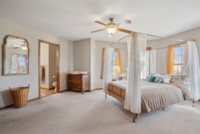 824 Tanglewood Dr., Manchester, IA 52057