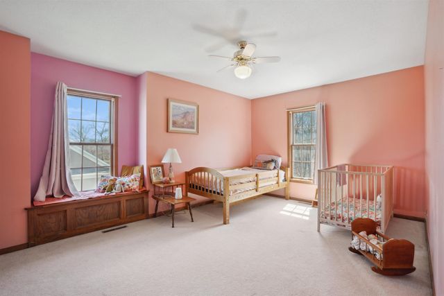 824 Tanglewood Dr., Manchester, IA 52057