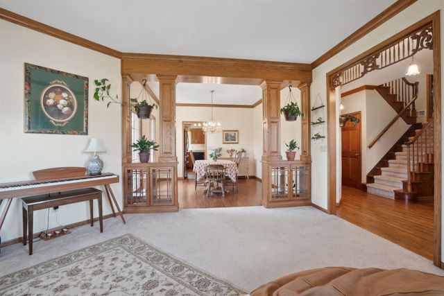 824 Tanglewood Dr., Manchester, IA 52057