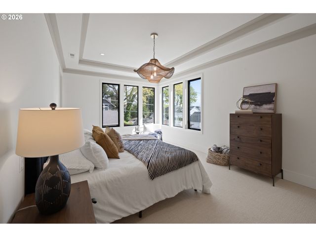 555 6TH St, Lake Oswego, OR 97034