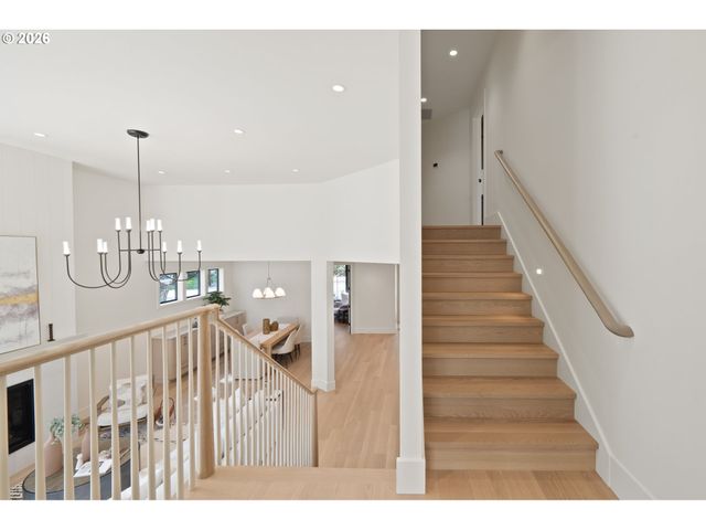 555 6TH St, Lake Oswego, OR 97034