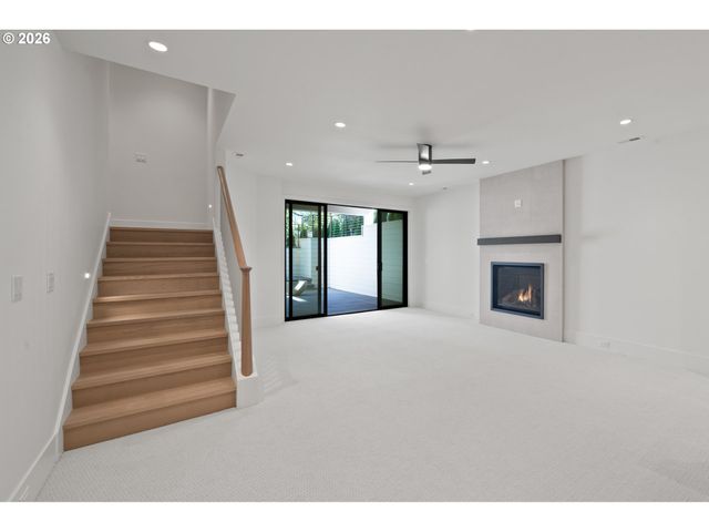 555 6TH St, Lake Oswego, OR 97034