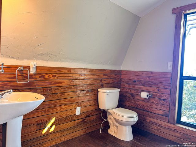 180 HONDO SPUR, Tarpley, TX 78883