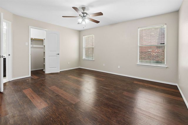 205 Rosewood Court, Red Oak, TX 75154