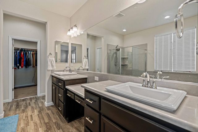 3264 Showcase Way, Modesto, CA 95356