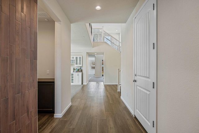 3264 Showcase Way, Modesto, CA 95356