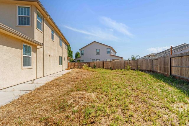 3264 Showcase Way, Modesto, CA 95356