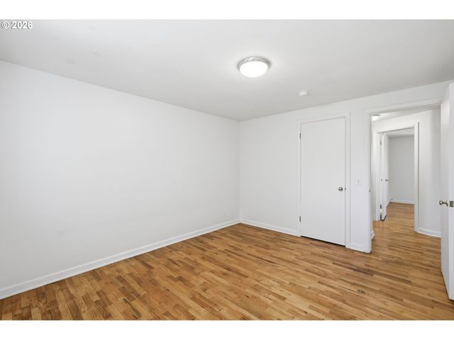 1090 CORYDON St, Eugene, OR 97401