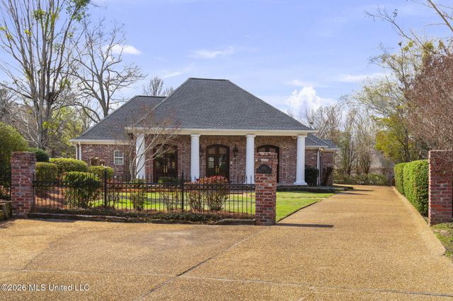303 Hastings Cove, Madison, MS 39110