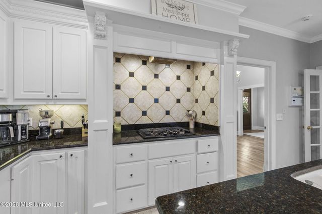 303 Hastings Cove, Madison, MS 39110