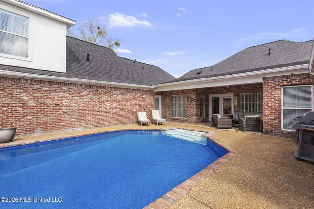 303 Hastings Cove, Madison, MS 39110