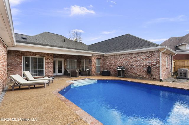 303 Hastings Cove, Madison, MS 39110