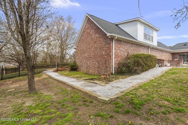 303 Hastings Cove, Madison, MS 39110