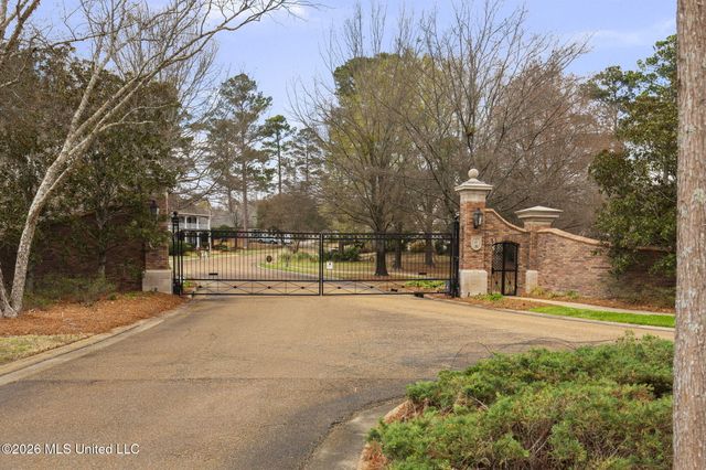 303 Hastings Cove, Madison, MS 39110