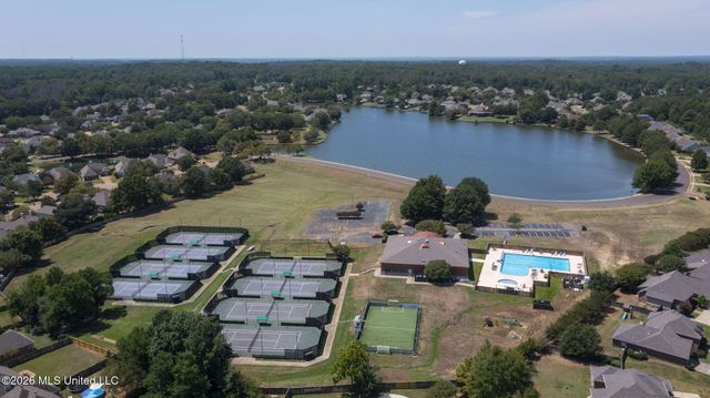 303 Hastings Cove, Madison, MS 39110