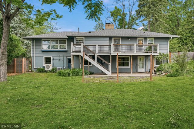 3101 Armour Terrace, Saint Anthony, MN 55418