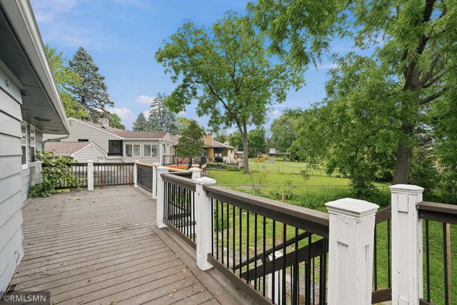 3101 Armour Terrace, Saint Anthony, MN 55418