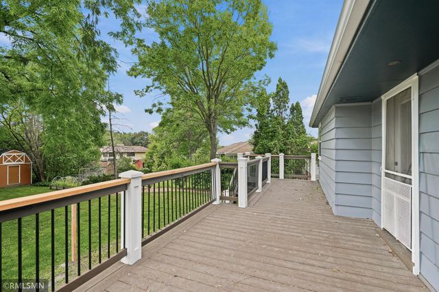 3101 Armour Terrace, Saint Anthony, MN 55418