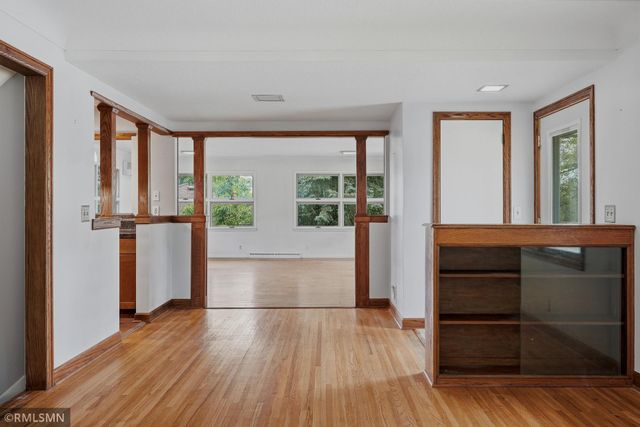 3101 Armour Terrace, Saint Anthony, MN 55418