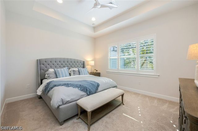 6439 Negril Isle DR, Naples, FL 34113