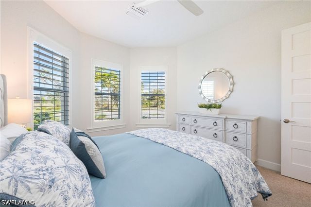 6439 Negril Isle DR, Naples, FL 34113